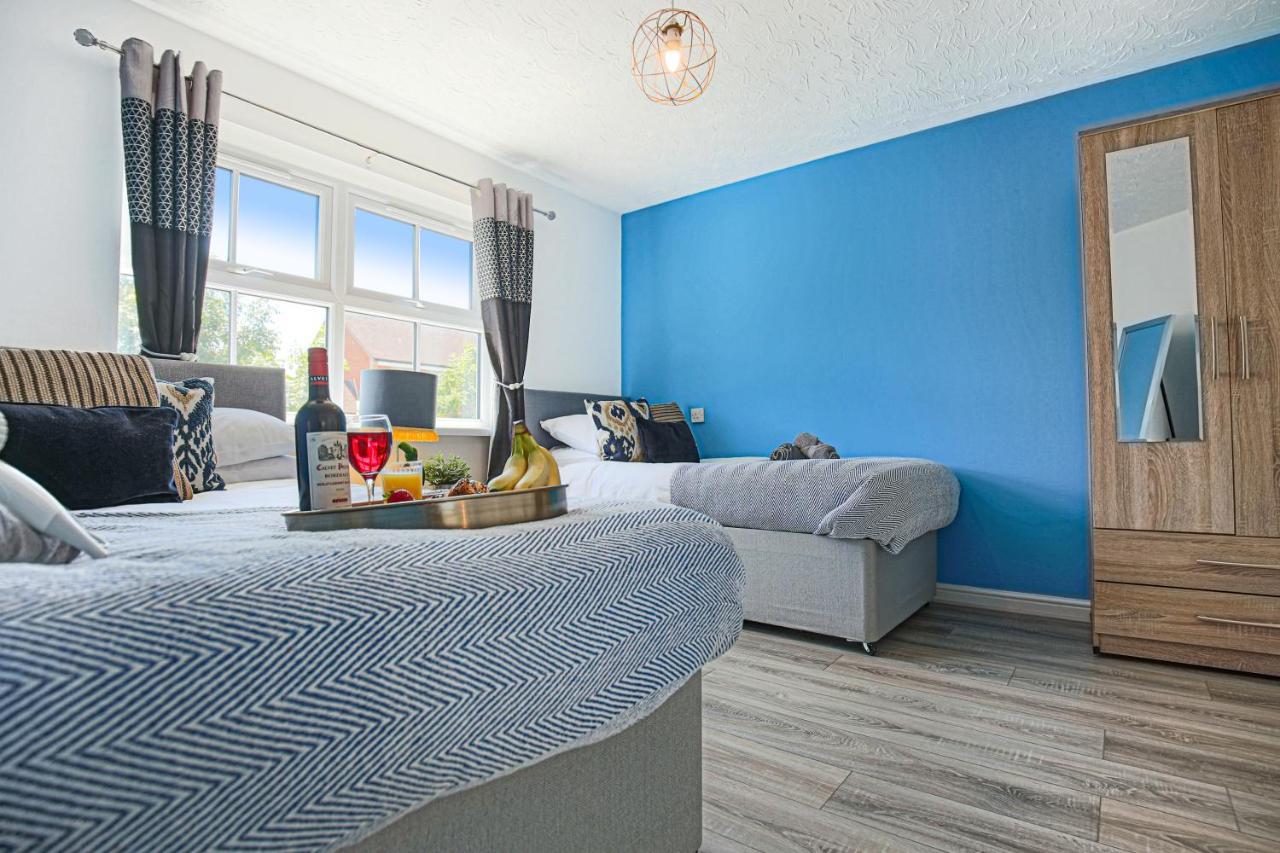 Delightful 2 Bed Apartment For Bicester Outlet Shopping By Platinum Key Properties Εξωτερικό φωτογραφία