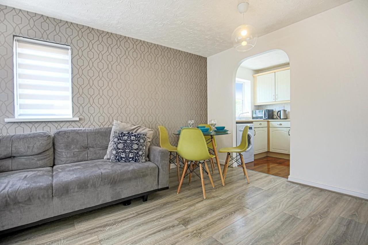 Delightful 2 Bed Apartment For Bicester Outlet Shopping By Platinum Key Properties Εξωτερικό φωτογραφία